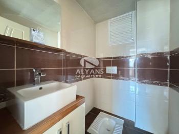 ALYANS'TAN MERKEZİ KONUMDA İSKANLI 3+1 FULL DONANIMLI DAİRE