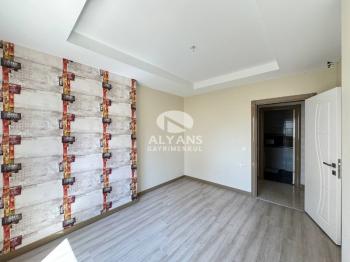 ALYANS'TAN MERKEZİ KONUMDA İSKANLI 3+1 FULL DONANIMLI DAİRE