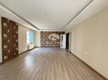 ALYANS'TAN MERKEZİ KONUMDA İSKANLI 3+1 FULL DONANIMLI DAİRE