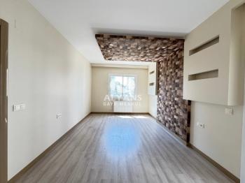 ALYANS'TAN MERKEZİ KONUMDA İSKANLI 3+1 FULL DONANIMLI DAİRE