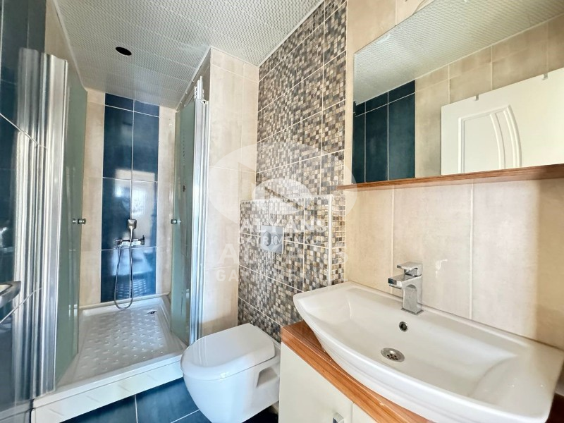 ALYANS'TAN MERKEZİ KONUMDA İSKANLI 3+1 FULL DONANIMLI DAİRE