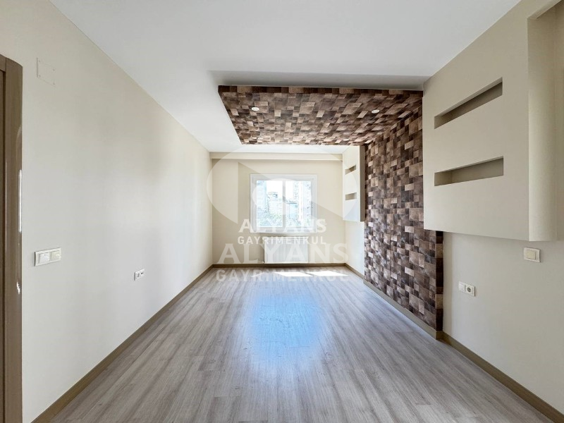 ALYANS'TAN MERKEZİ KONUMDA İSKANLI 3+1 FULL DONANIMLI DAİRE