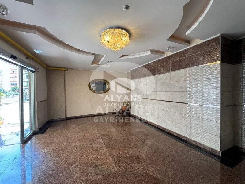ALYANS'TAN MERKEZİ KONUMDA İSKANLI 3+1 FULL DONANIMLI DAİRE