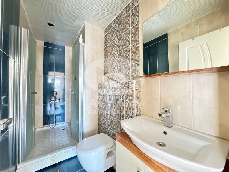 ALYANS'TAN MERKEZİ KONUMDA İSKANLI 3+1 FULL DONANIMLI DAİRE