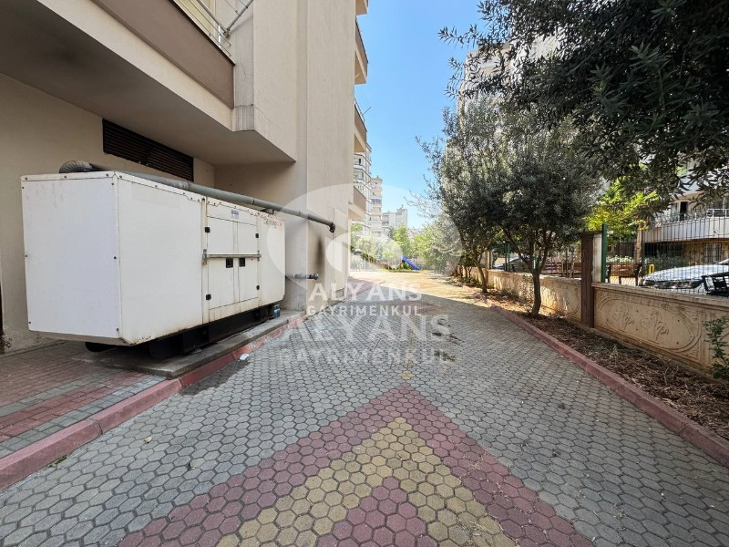 ALYANS'TAN MERKEZİ KONUMDA İSKANLI 3+1 FULL DONANIMLI DAİRE