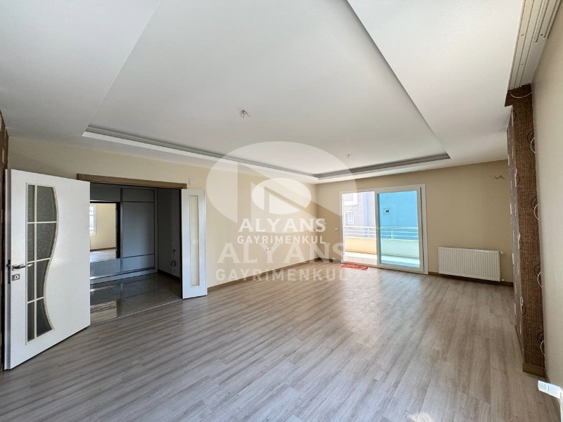 ALYANS'TAN MERKEZİ KONUMDA İSKANLI 3+1 FULL DONANIMLI DAİRE