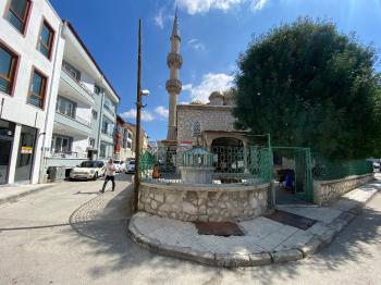GÜVENAY -  ÇORUM KARAKEÇİLİ MAH. KARAKEÇİLİ CAMİİ KARŞISI EŞYALI KİRALIK 2+1 DAİRE