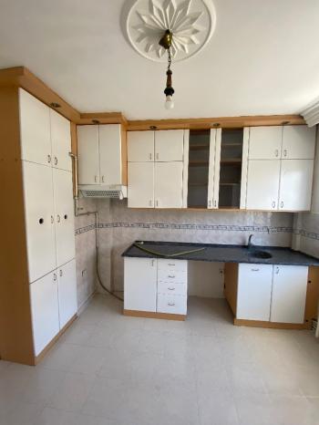 GÜVENAY - ÇORUM KARAKEÇİLİ MAH. FATİH CADDESİ ÜZERİ 3+1 KİRALIK DAİRE