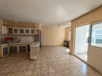 Didim Efeler Seçkin Başak Sitesi'nde Tadilatlık 2+1 Satılık Daire