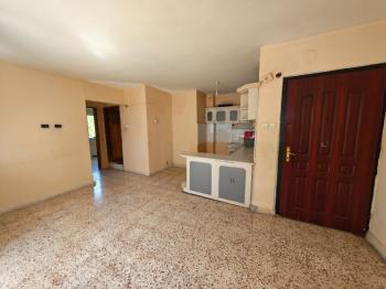Didim Efeler Seçkin Başak Sitesi'nde Tadilatlık 2+1 Satılık Daire