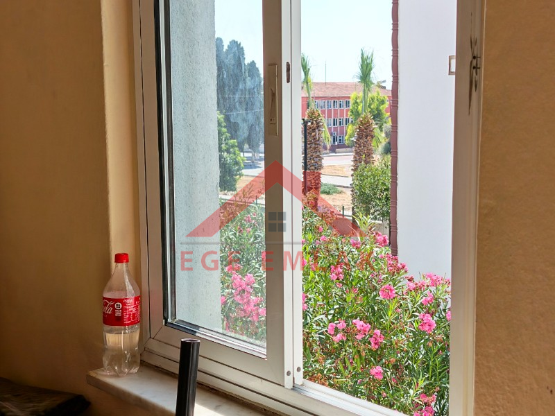 Didim Efeler Seçkin Başak Sitesi'nde Tadilatlık 2+1 Satılık Daire