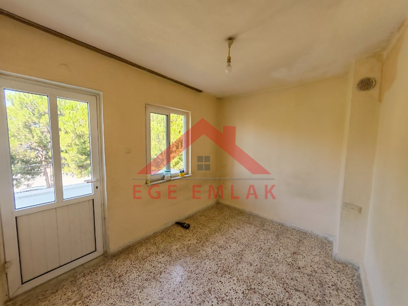 Didim Efeler Seçkin Başak Sitesi'nde Tadilatlık 2+1 Satılık Daire