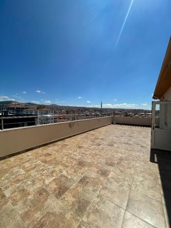 GÜVENAY - ÇORUM FATİH CADDE ÜZERİ SATILIK 5+1 DUBLEKS DAİRE
