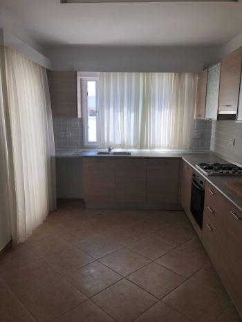 GÖNYELİDE KIZ ÖĞRENCİYE KİRALIK 3+1 EŞYALI DAİRE 
