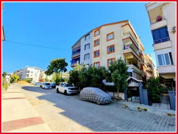 Didim Efeler Mahallesi’nde Boş, Boyalı Salonlu 2+1 Satılık Ara Kat Daire