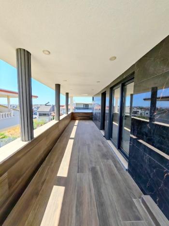 Didim Altınkum’da Deniz Manzaralı Havuzlu Sıfır 4+1 Müstakil Villa