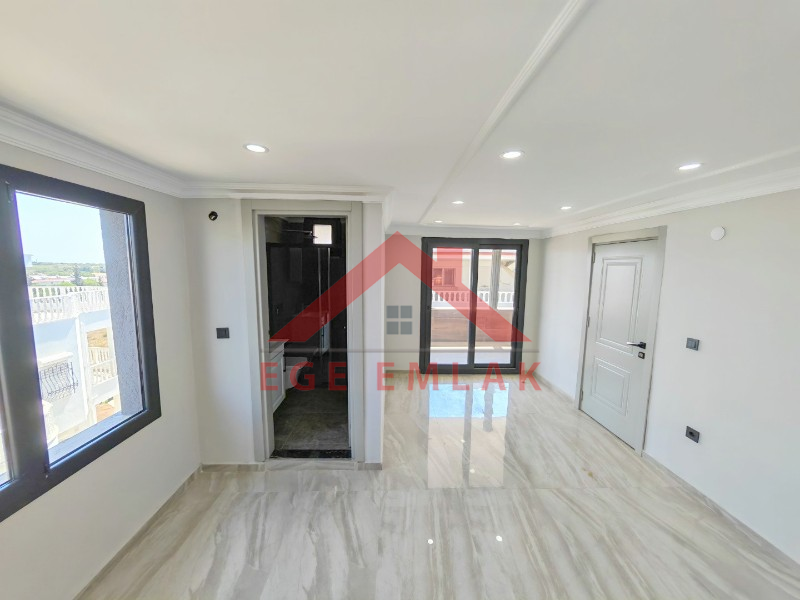 Didim Altınkum’da Deniz Manzaralı Havuzlu Sıfır 4+1 Müstakil Villa