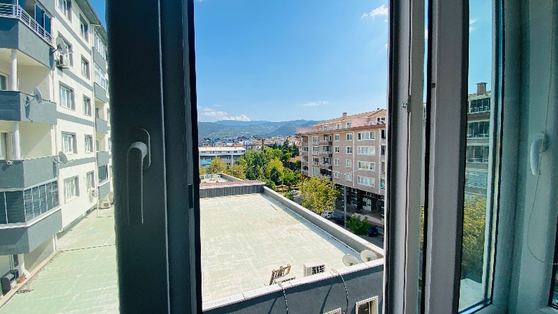 DijitalEmlak’tan Beşevler Konak’ta Satılık 140 m2 masrafsız Daire. 