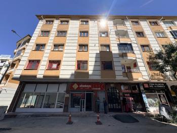 GÜVENAY - ÇORUM ULUKAVAK MAHALLESİ ADLİYE ARKASI 3+1 KİRALIK DAİRE