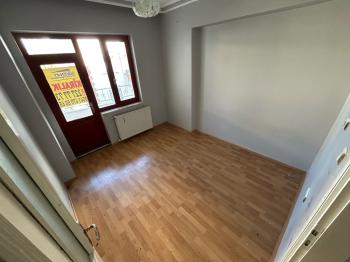 GÜVENAY - ÇORUM İKBAL IŞIKLARINDA SATILIK 3+1 DAİRE 