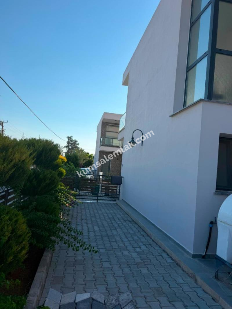 MİNARELİKÖY'DE (DAİRE TAKASINA AÇIK) FUL EŞYALI 3+1 BAHÇELİ MÜSTAKİL EV 