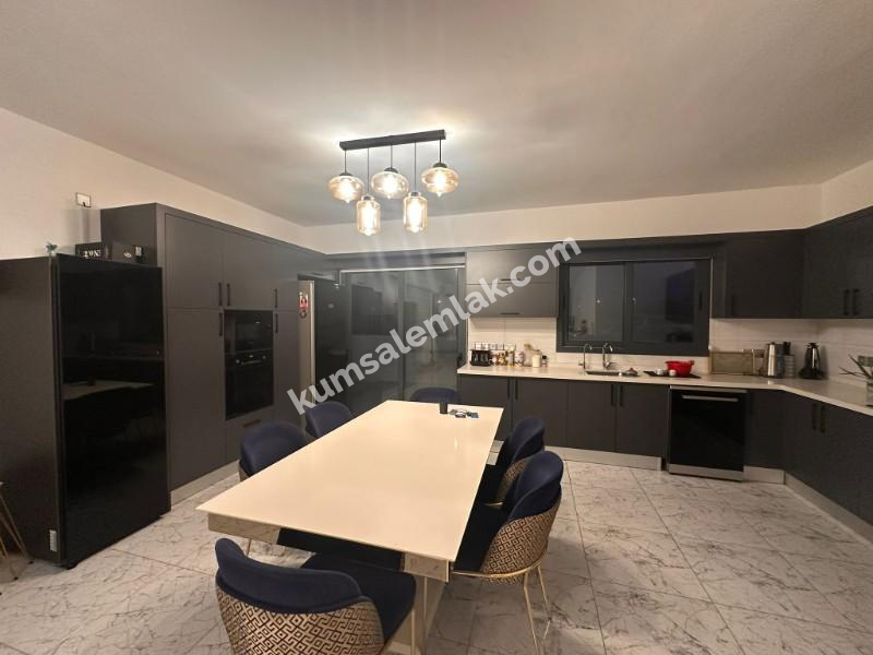 MİNARELİKÖY'DE (DAİRE TAKASINA AÇIK) FUL EŞYALI 3+1 BAHÇELİ MÜSTAKİL EV 