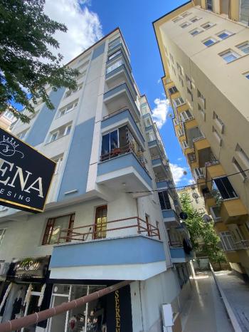 GÜVENAY - ÇORUM KARAKEÇİLİ MAHALLESİ FATİH CADDESİ ÜZERİ 3+1  KİRALIK DAİRE