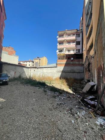 GÜVENAY - ÇORUM GAZİ CADDESİ'NDE PROJEDEN SATILIK 30M2 DÜKKAN