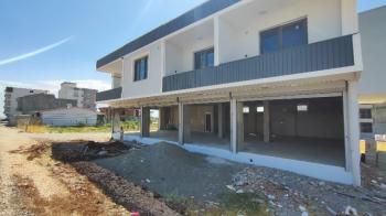 YILMAZ EMLAK'TAN TURGUT ÖZAL MAH. KÖŞEBAŞI 170 m² KİRALIK DÜKKAN