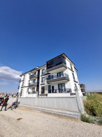AFYON ÜÇOK EMLAKTAN FATİH MAH 3+1 110M² SIFIR EBEVEYN BANYOLU SATILIK DAİRE 