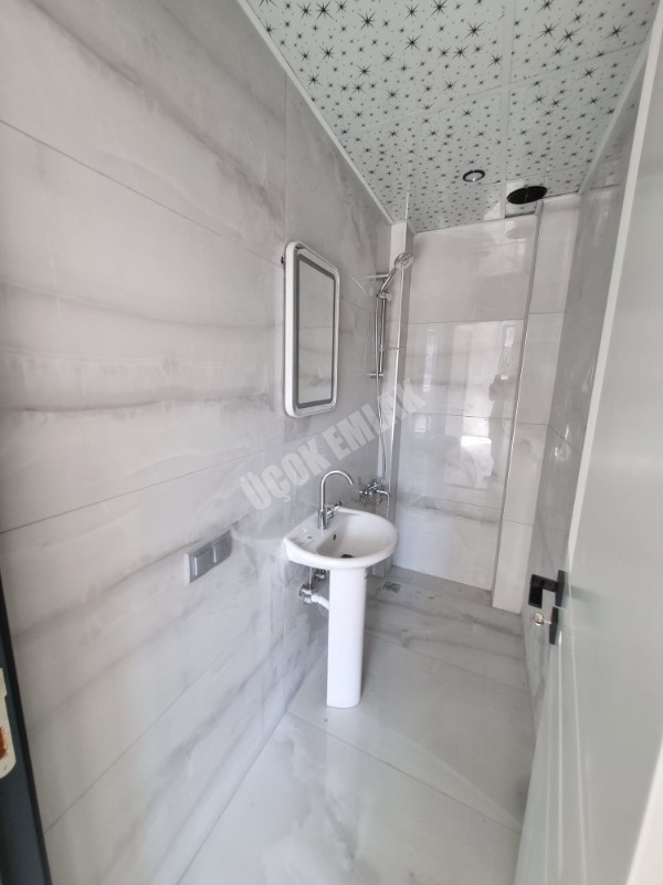 AFYON ÜÇOK EMLAKTAN FATİH MAH 3+1 110M² SIFIR EBEVEYN BANYOLU SATILIK DAİRE 