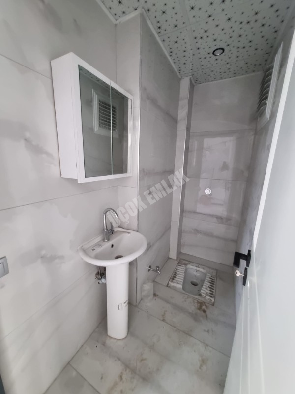 AFYON ÜÇOK EMLAKTAN FATİH MAH 3+1 110M² SIFIR EBEVEYN BANYOLU SATILIK DAİRE 