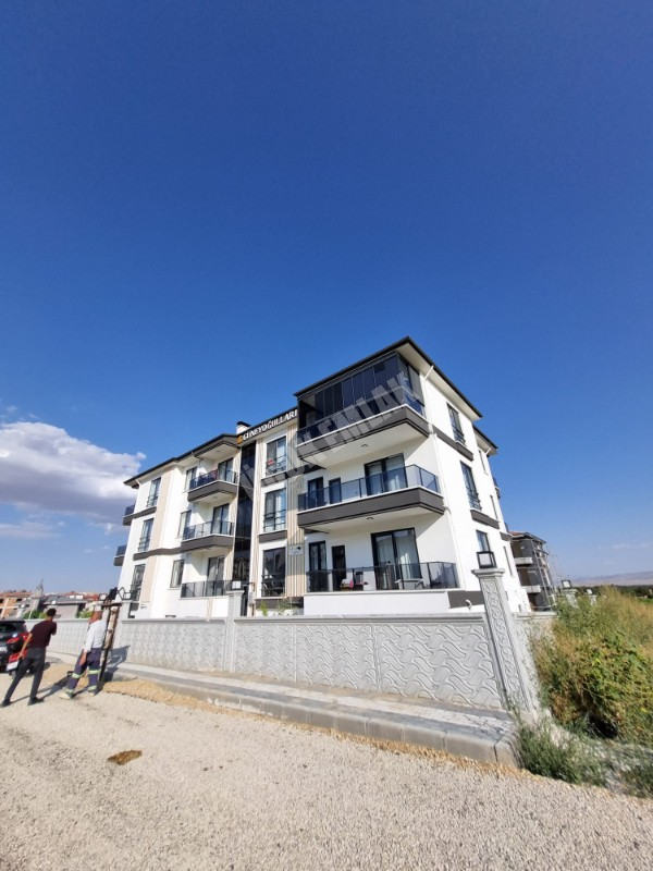 AFYON ÜÇOK EMLAKTAN FATİH MAH 3+1 110M² SIFIR EBEVEYN BANYOLU SATILIK DAİRE 