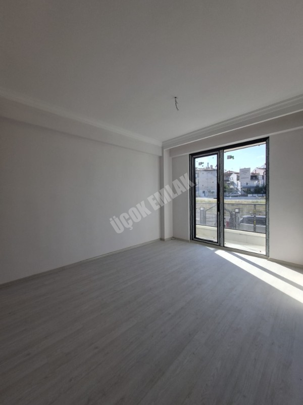 AFYON ÜÇOK EMLAKTAN FATİH MAH 3+1 110M² SIFIR EBEVEYN BANYOLU SATILIK DAİRE 