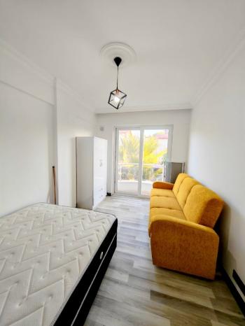 Didim Yeni Mahalle’de Altınkum’a Yakın Eşyalı 2+1 Ara Kat Satılık Daire