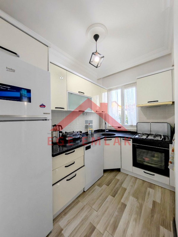 Didim Yeni Mahalle’de Altınkum’a Yakın Eşyalı 2+1 Ara Kat Satılık Daire