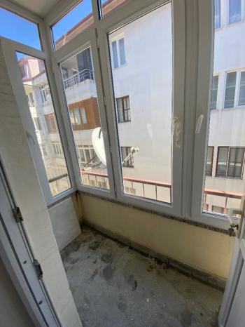 GÜVENAY - ÇORUM ÜÇTUTLAR MAHALLESİ ALBAYRAK CADDESİ ÜZERİ KİRALIK DAİRE