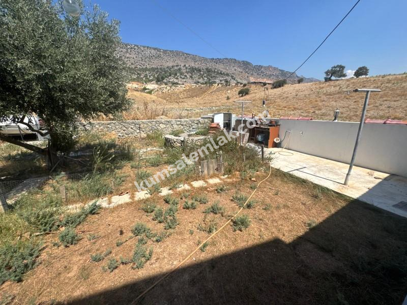 GİRNE BOĞAZDA TÜRK MALI BAHÇELİ İKİZ MÜSTAKİL EV 