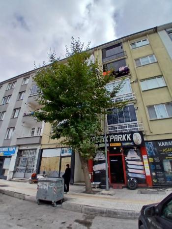 GÜVENAY - ÇORUM ULUKAVAK ADLİYE ARKASI SATILIK BAKIMLI 2+1 DAİRE