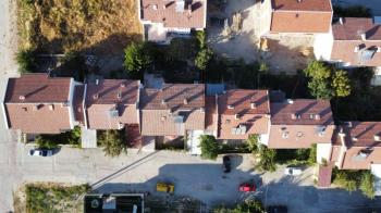 AFYON ÜÇOK EMLAKTAN OSMANGAZİ MAH 300M² LÜKS ARSA ÜSTÜNDE KOMPLE SATILIK BİNA
