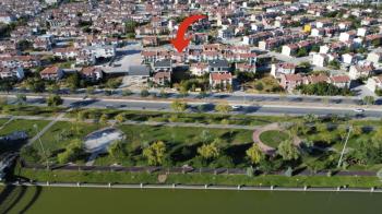 AFYON ÜÇOK EMLAKTAN OSMANGAZİ MAH 300M² LÜKS ARSA ÜSTÜNDE KOMPLE SATILIK BİNA