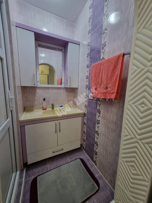AFYON ÜÇOK EMLAKTAN OSMANGAZİ MAH 300M² LÜKS ARSA ÜSTÜNDE KOMPLE SATILIK BİNA