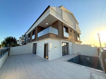 Didim Hisar Mahallesinde Satılık 3+1 Villa