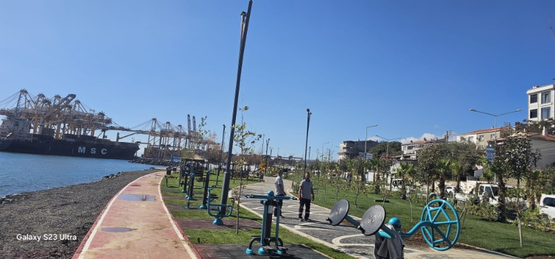 MARMARA’NIN İNCİSİNDE LİMAN ÖNÜ TİCARİ İMARLI PROJE VE BAHÇELİ EV