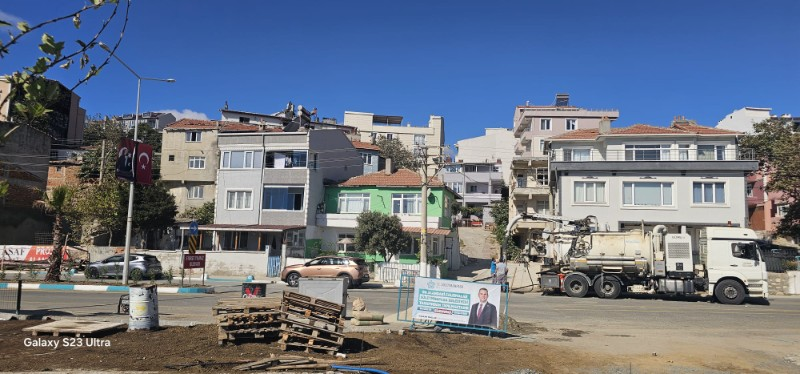 MARMARA’NIN İNCİSİNDE LİMAN ÖNÜ TİCARİ İMARLI PROJE VE BAHÇELİ EV