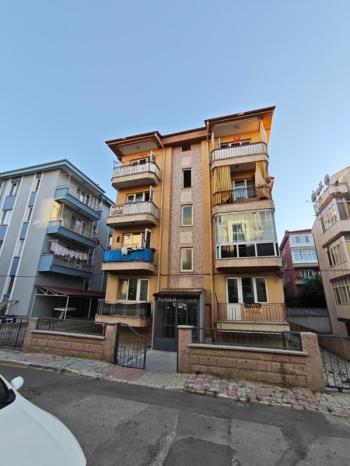 * AFYON ÜÇOK EMLAKTAN KOCATEPE MAH 90M² 2+1 SATILIK DAİRE *