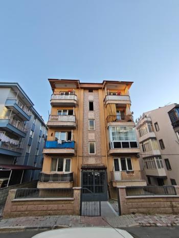 * AFYON ÜÇOK EMLAKTAN KOCATEPE MAH 90M² 2+1 SATILIK DAİRE *