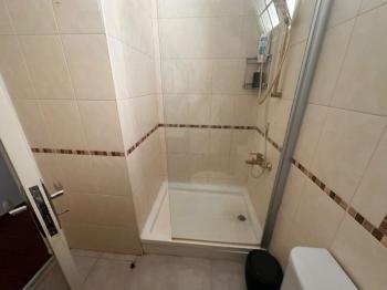 YENİŞEHİRDE  EŞYALI SATILIK DAİRE