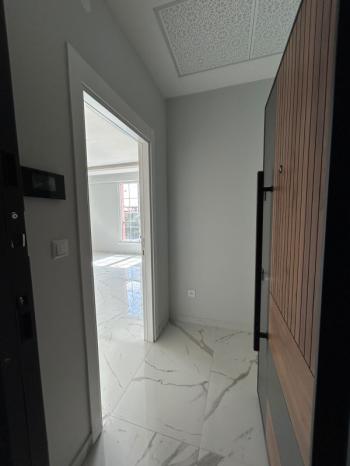 AFYON ÜÇOK EMLAKTAN MAREŞAL FEVZİ ÇAKMAK MAH 2+1 80M² SIFIR SATILIK DAİRE 