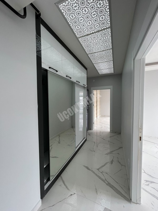 AFYON ÜÇOK EMLAKTAN MAREŞAL FEVZİ ÇAKMAK MAH 2+1 80M² SIFIR SATILIK DAİRE 